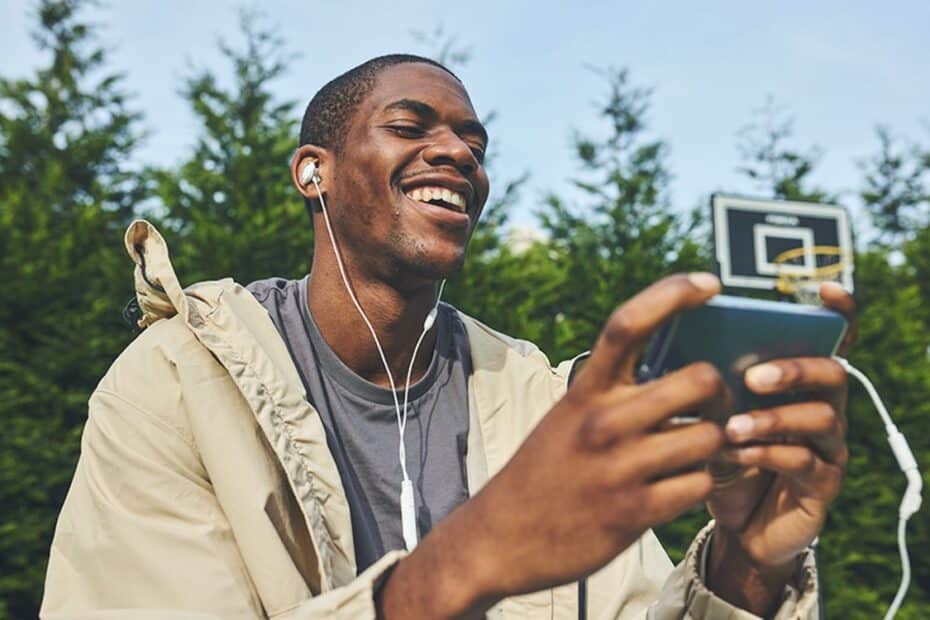 JBL lança três novos fones gamer da linha Quantum no Brasil